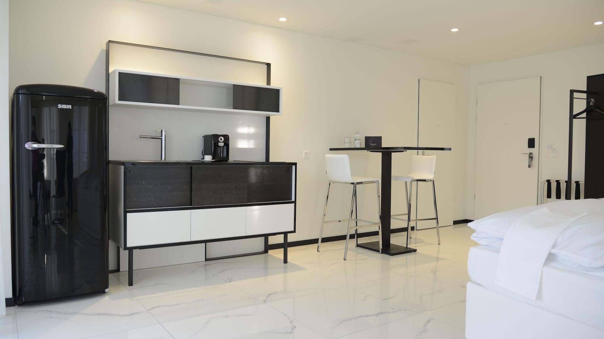 Residence Thessoni Home Zurich -Self Checkin -No Restaurants-Short&Longstay Regensdorf Bagian luar foto