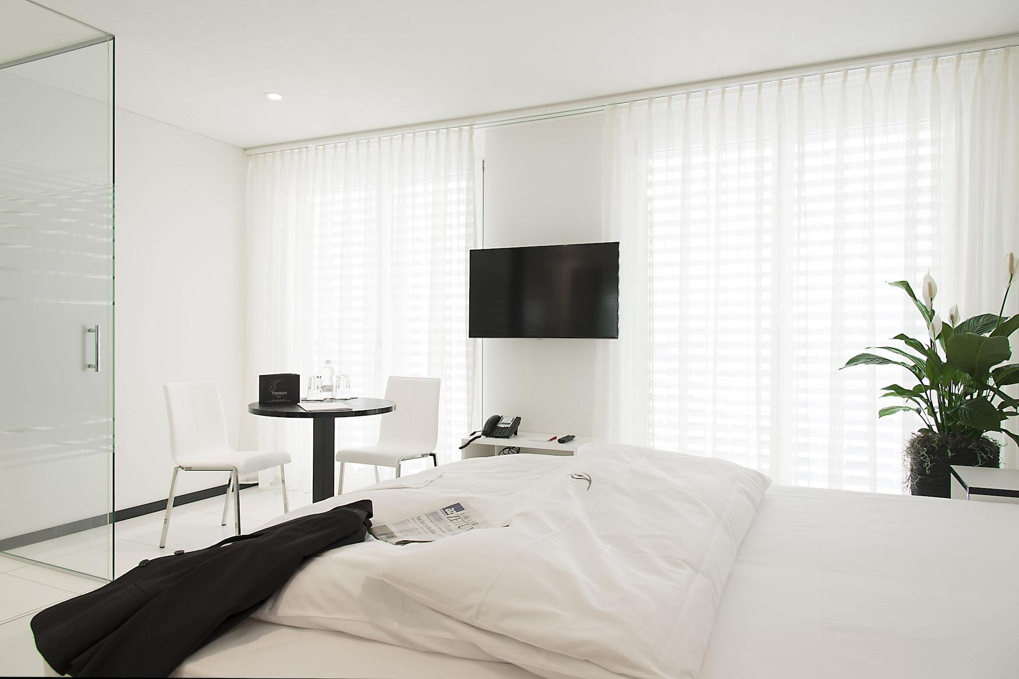 Residence Thessoni Home Zurich -Self Checkin -No Restaurants-Short&Longstay Regensdorf Bagian luar foto
