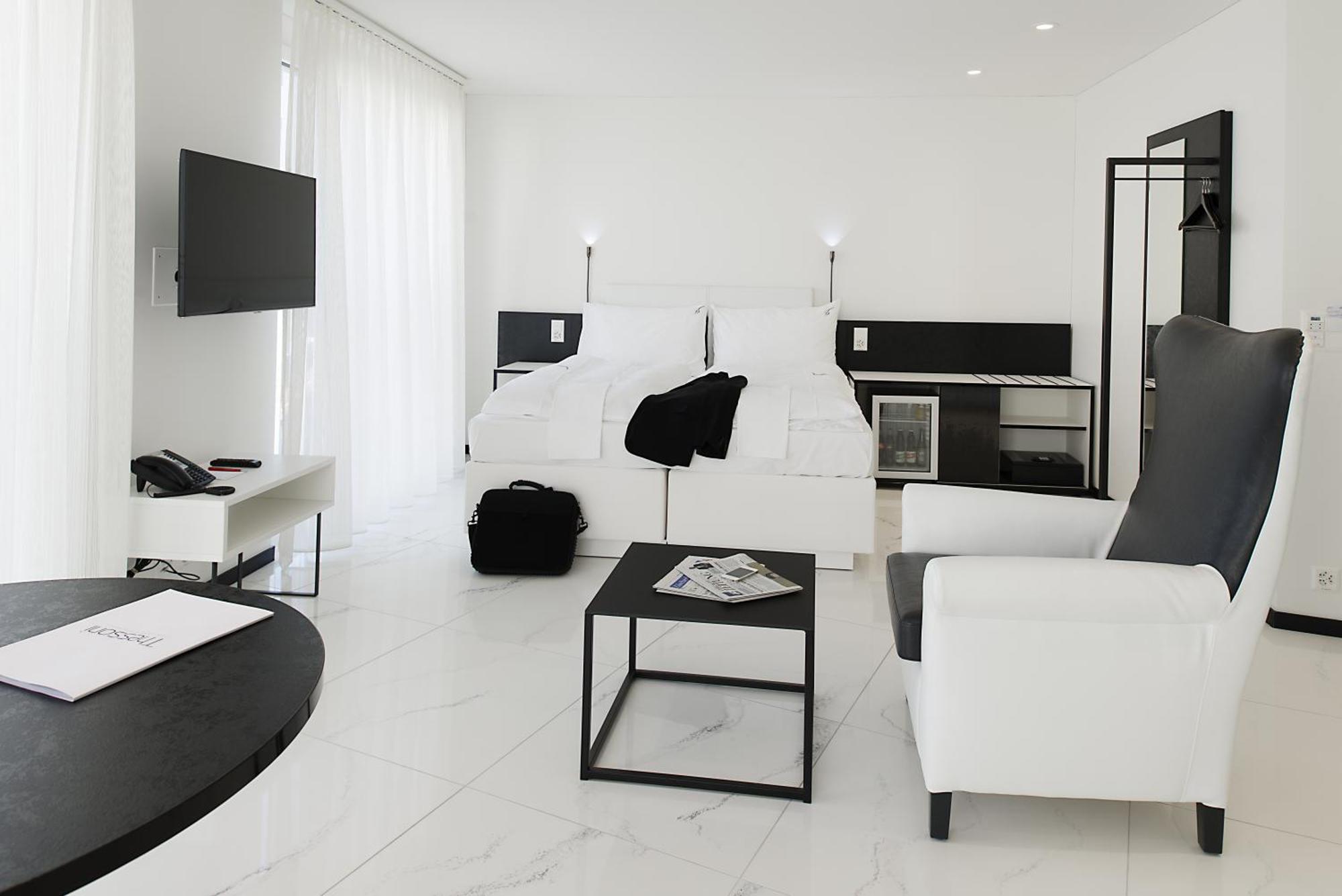 Residence Thessoni Home Zurich -Self Checkin -No Restaurants-Short&Longstay Regensdorf Ruang foto