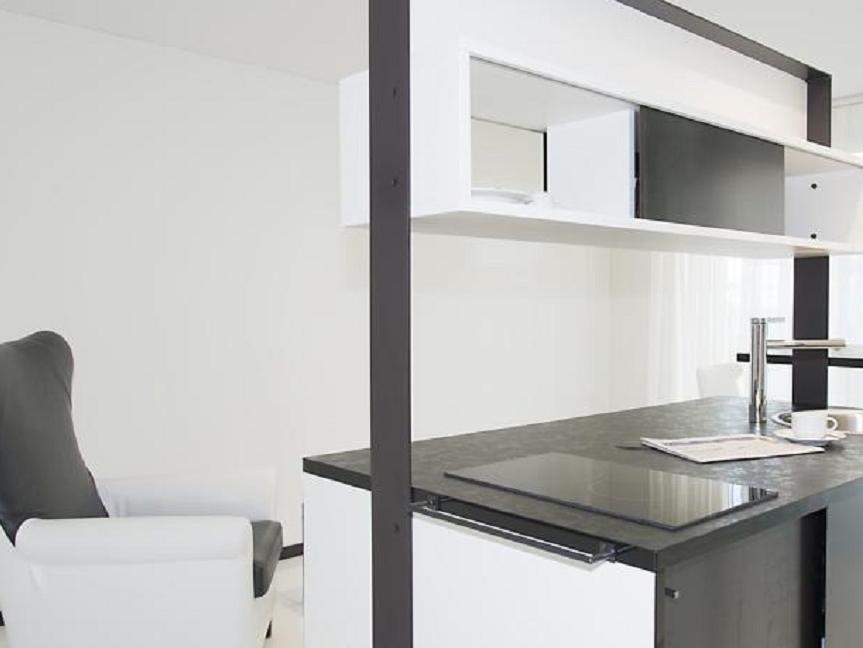 Residence Thessoni Home Zurich -Self Checkin -No Restaurants-Short&Longstay Regensdorf Bagian luar foto